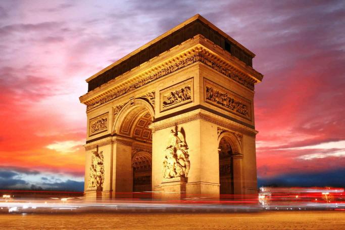 Arc de Triomphe Tour