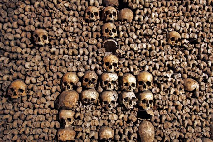 Les Catacombes Tour