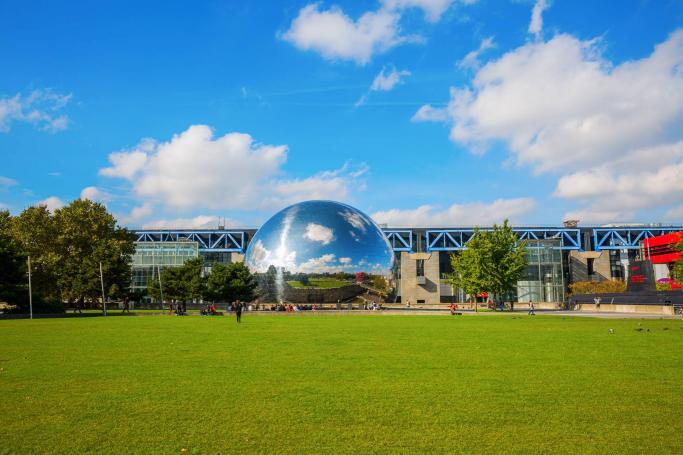 Parc de la Villette Tour