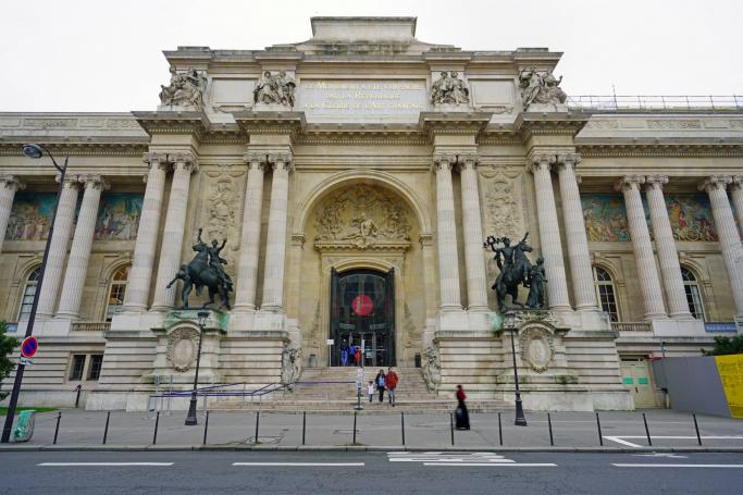 Palais de la Découverte Tour