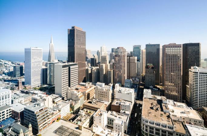 555 California Street Tour